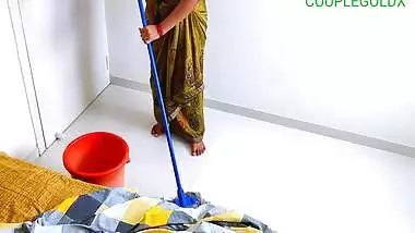 Komal Ke Pati Pocha Marne Vali Ke Sath Pocha Marte Samay Hi Chudai Ki