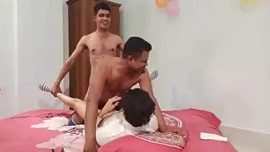 Sex Video Halibud Jabarjasti - Desi Indian Shathi Khatun Ki Horny Blowjob And Sucking A Girl And Two Boys  Xxx Porn Videos Home Sex free sex video