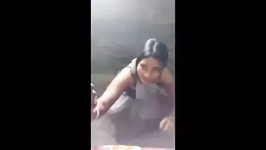 I gave money to the maid and fucked her Hot Indian Kam Wali Baai