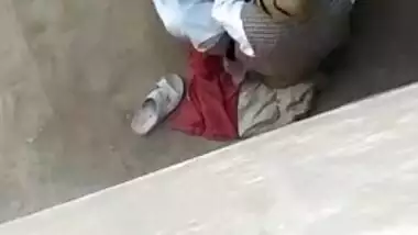 Video of lascivious Desi wife who has XXX fun with her new boyfriend