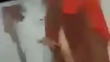 Pakistani sex MMS of a Maulana fucking his maid secretly