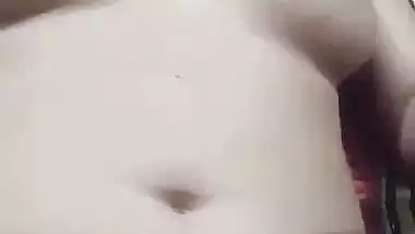 Nephew fucks his aunt’s shaved pussy in desi xxx MMS