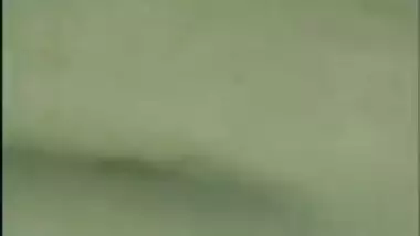 Indian MMS of a newly wed house wife enjoying home sex with husband