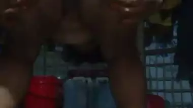 Desi nude aunt masturbates with a plastic bottle