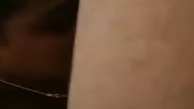 Desi chick gives a XXX blowjob for home collection but becomes MMS