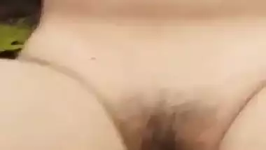 Desi outdoor sex of a desi girl getting fucked in the jungle