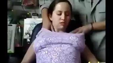 Sex mms of an amateur store girl having fun with the manager