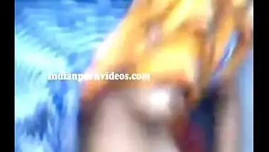 Desi sex videos clip of sexy slim village girl outdoor scandal mms