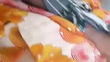 Granny will get a lift only if she shows her desi pussy