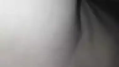 Amateur Desi beauty showing pointer sisters twat on cam for her bf