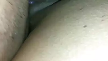 Horniest Desi wife gives a pleasurable blowjob having twosome oral sex