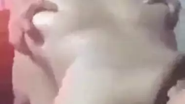 Bbw busty aunty ki plumber se chudai ka desi xxx porn bf