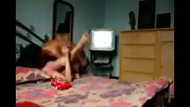 Teen home sex with boyfriend while parents went outside