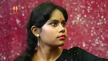 Pyasi Bhabhi – Full Indian porn movie