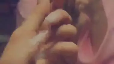 Paki Babe Bebo Balouch Showing Boobs 2 more New clips part 1