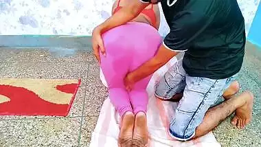 Yoga Teacher Is Attract Frome Yoga Girl Big Boobs And Teachers Fucking Yoga Student Xxx Soniya