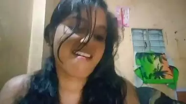 Desi wife fucking husband penis with nude body show