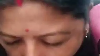 Cute Assamese wife blowjob to husband in running car