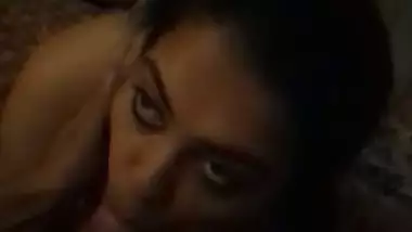 Gorgeous Madhya Pradesh girl sucking big dick