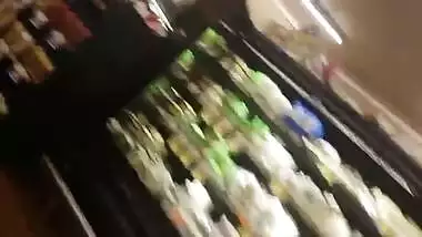 Upside down bubble oc candid booty market find...