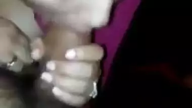 Sexy desi girl sucking cock deepthroat