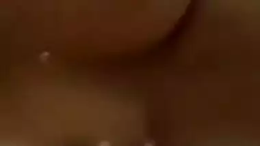 Sexy Desi woman with natural tits could be a good porn actress