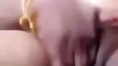 South Indian milf boobs squeezing and black pussy show