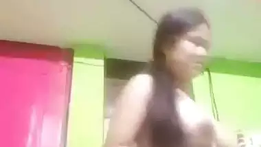Desi nude Assamese girl shows her big boobs and pussy