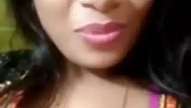 Horny cute Indian girl naked fingering video call