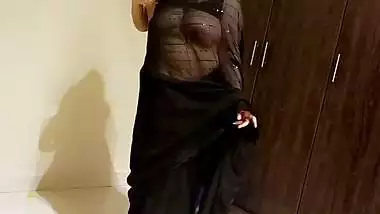 Transparent saree boobs show and naked video of busty wife
