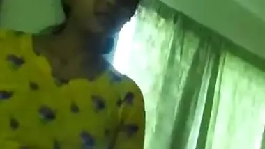 Desi hostel girl recorded by her roommate and vidoe with her BF 1