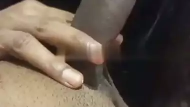 Mature aunt records her blowjob MMS sucking a young dick