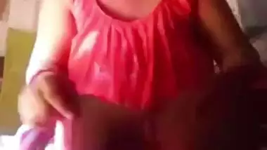 Bengali boudi nude show on video call to relative