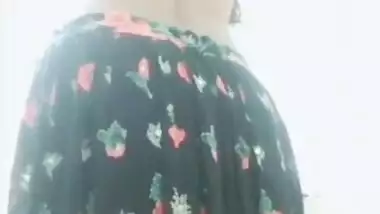 Desi hot and cute girl