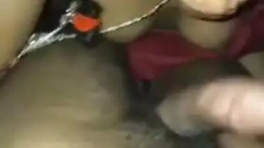 Desi babe gives a XXX blowjob to her husband who makes an MMS video