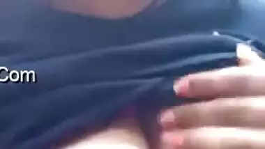 Such cool boobies of Desi girl with dark nipples must be shown off